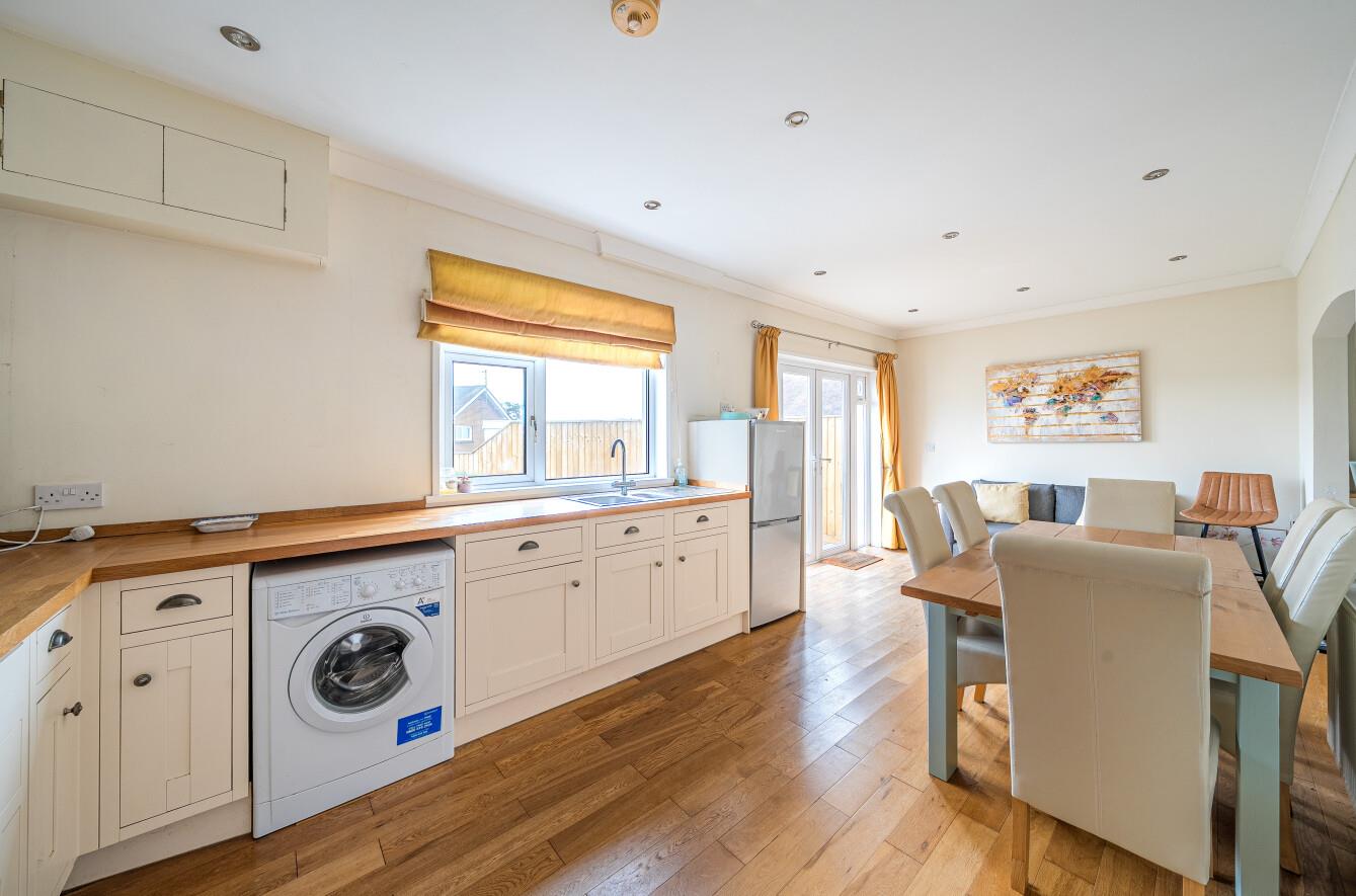 St. Margarets Drive, Llanelli, SA15 4EW